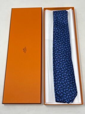 Hermes Tie navy Blue Rabbit animal print silk 100% Unused New